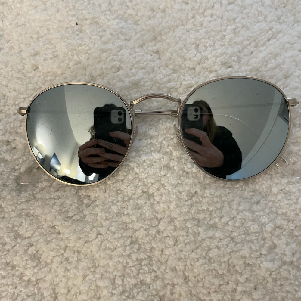 Ray-ban round silver mirrored sunglasses